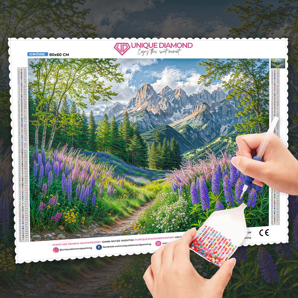 5D Diamond Painting – Alpenpoesie im Blütental, Unique-Diamond