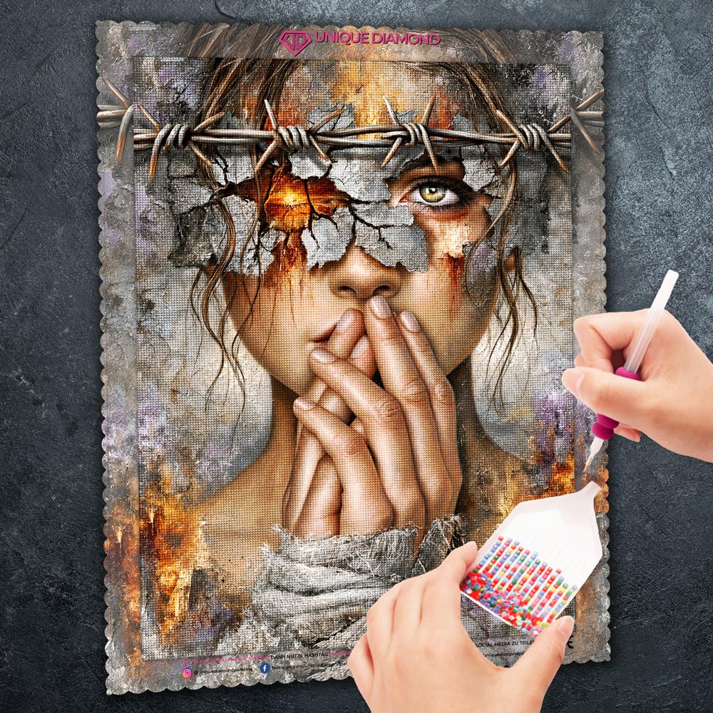 5D Diamond Painting – Amara hinter den Dornen