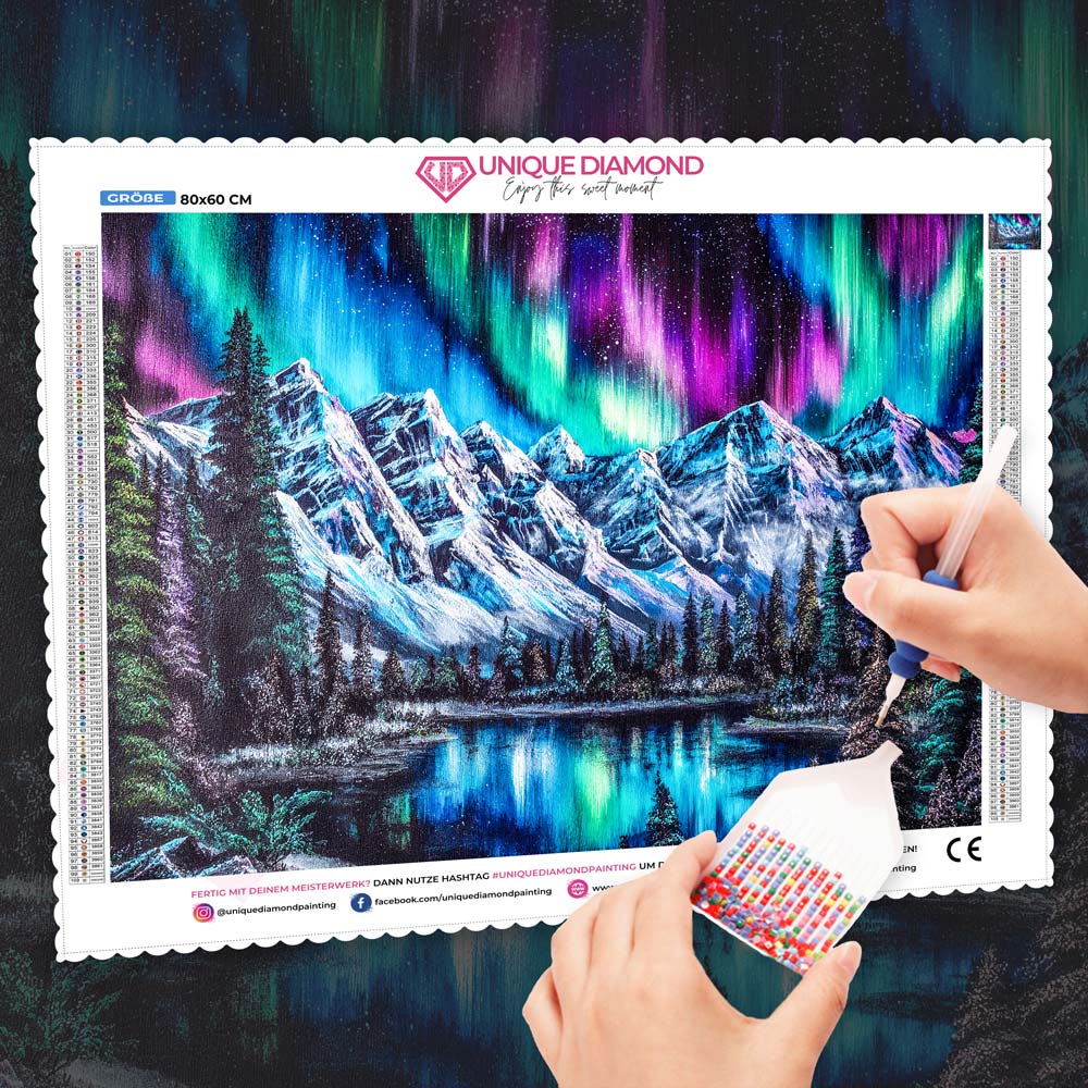 5D Diamond Painting – Aurora über dem Eisgebirge, Unique-Diamond