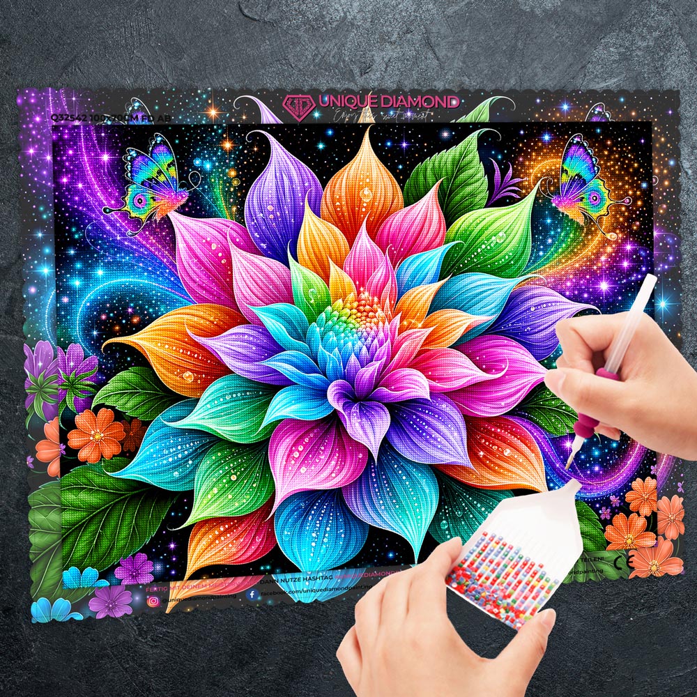 5D Diamond Painting – Blüte im kosmischen Farbenlicht