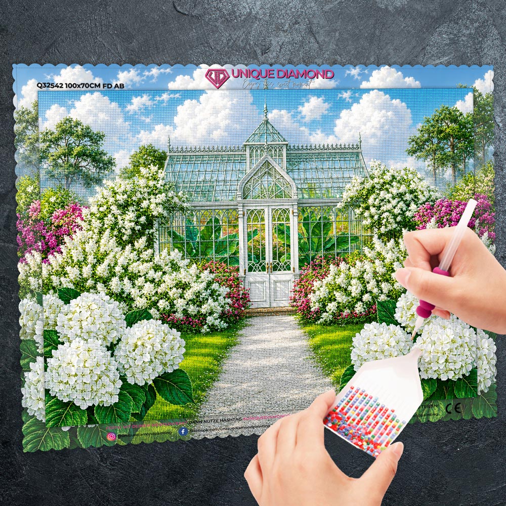 5D Diamond Painting – Blütenzauber im Glaspalast