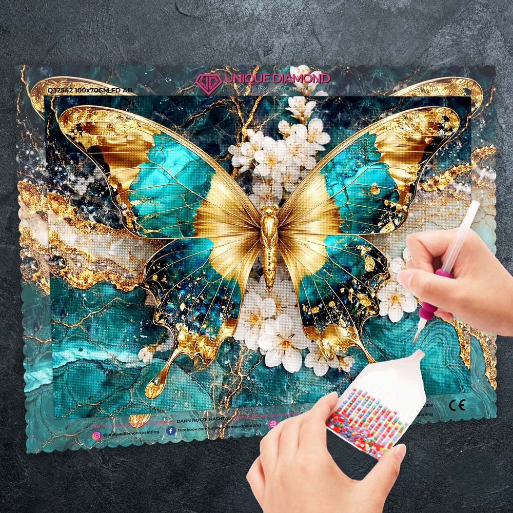 5D Diamond Painting – Golden Emerald Butterfly