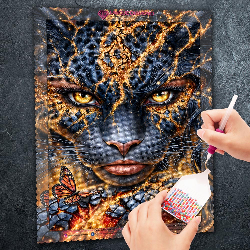 5D Diamond Painting – Goldene Seelenkraft der Wildkatze