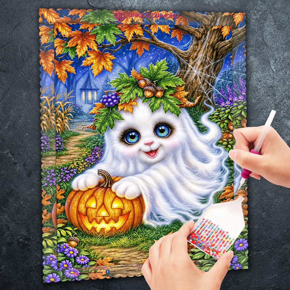 5D Diamond Painting – Kleiner Herbstgeist mit Kürbislicht