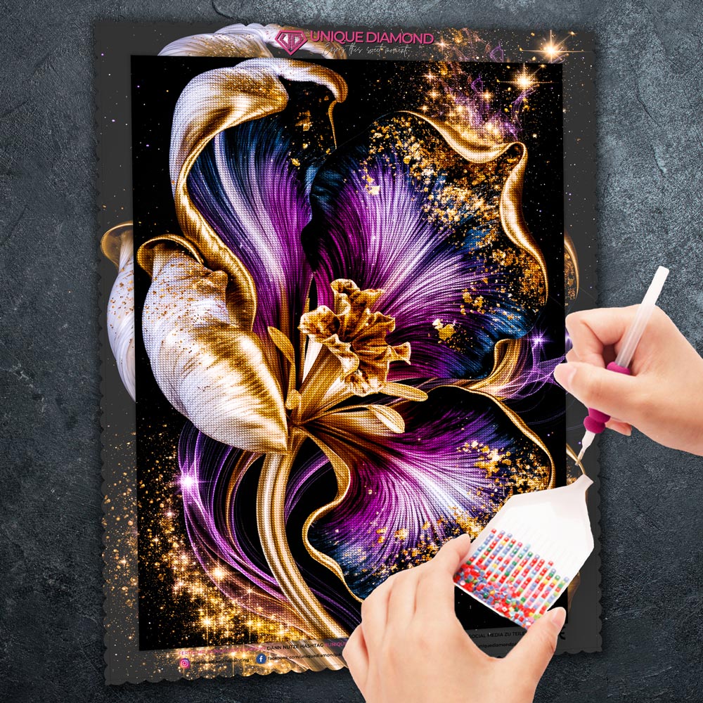 5D Diamond Painting – Mitternachtsblüte in Violett & Gold