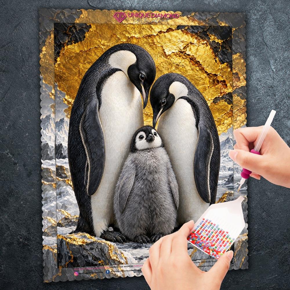 5D Diamond Painting – Pinguinfamilie im Goldglanz