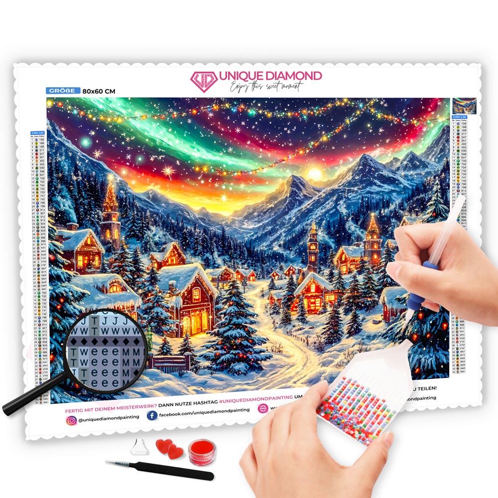 5D Diamond Painting mit AB Effekt – Winterliches Bergdorf unter Polarlichtern mit 100 Farben, Unique-Diamond