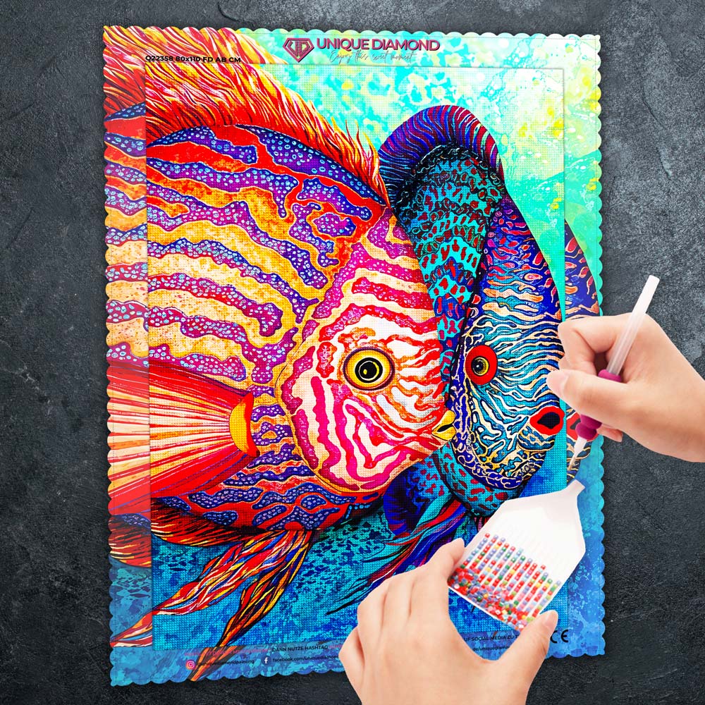 5D Diamond Painting – Farbige Fische Unique-Diamond