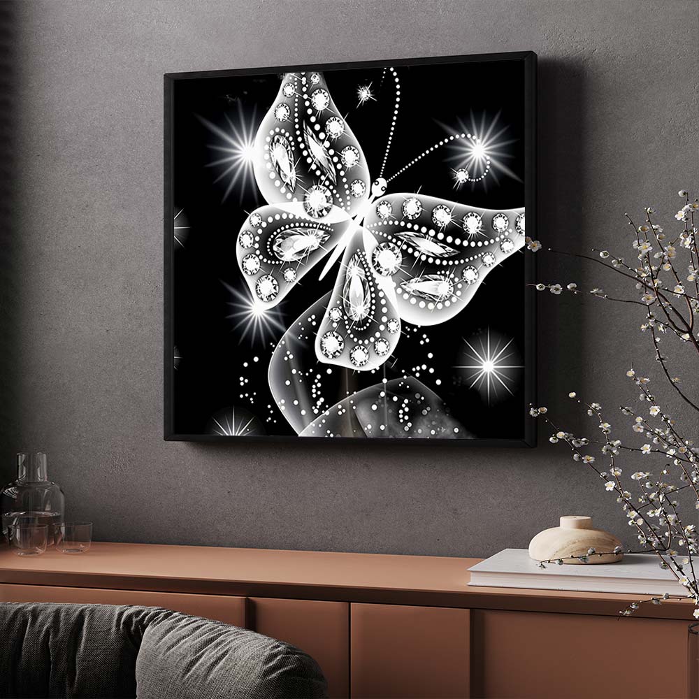 5D Diamond Painting - leuchtender Schmetterling Unique-Diamond