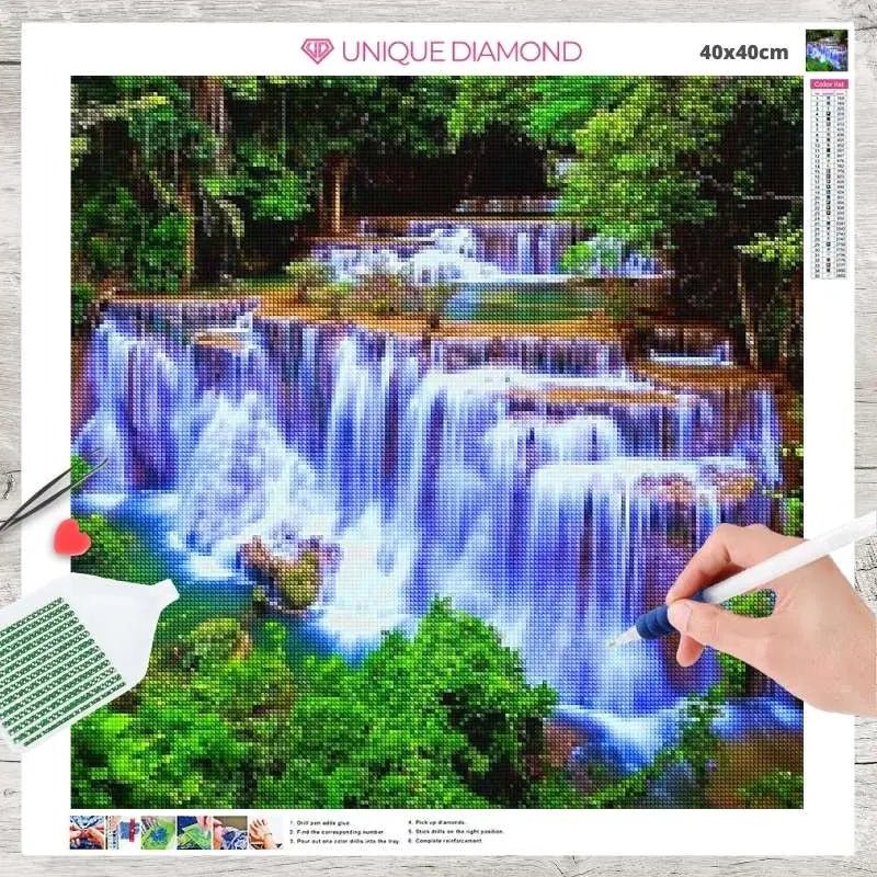 5D Diamond Painting Wasserfall im Wald - Unique-Diamond